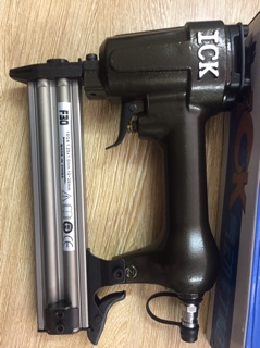 Súng bắn đinh thẳng f30