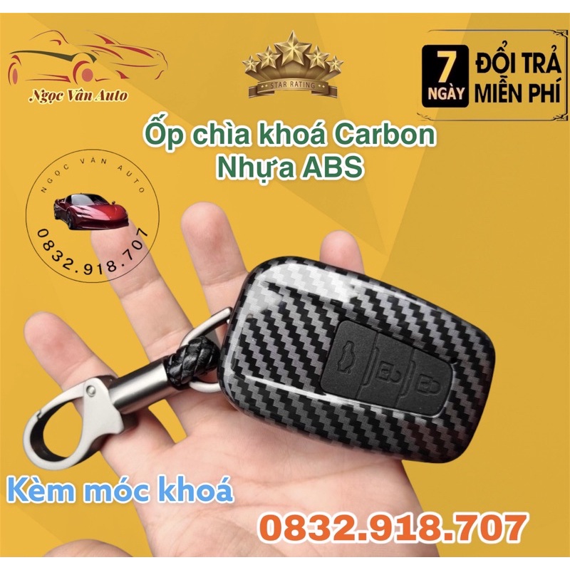 Ốp chìa khoá Camry, Cross 2020-2021 ốp Carbon chìa 3 nút