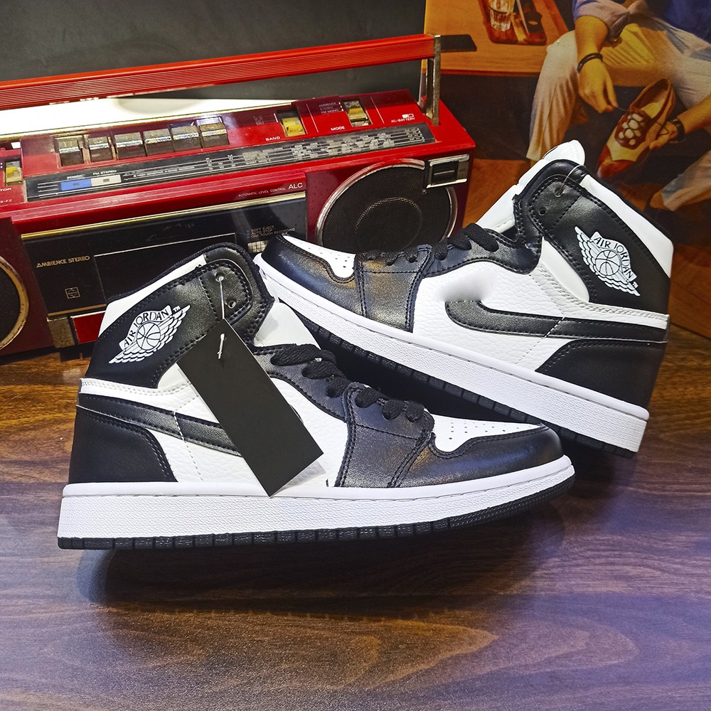 jd1 high black white