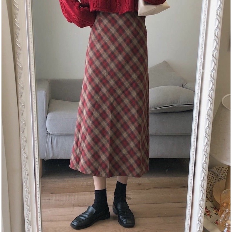 Set áo len đỏ và chân váy kẻ caro bigsize ulzzang