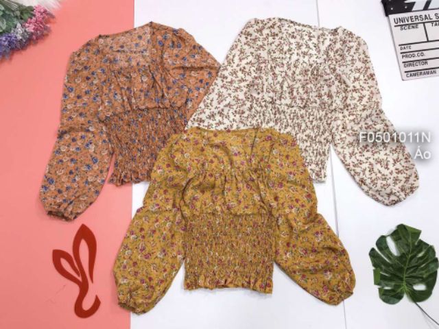 Áo hoa nhí cổ vuông