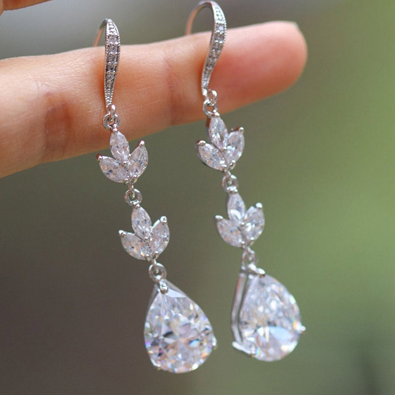Khuyên Tai Dạng Treo Đính Đá Zircon Màu Bạc Sang Trọng Cho Nữ