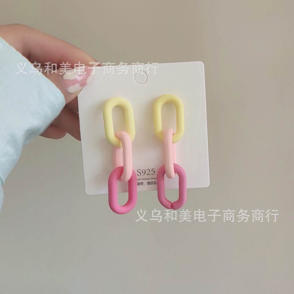 Bông Tai Dáng Dài Màu Sắc Tương Phản Phong Cách Hàn Quốc