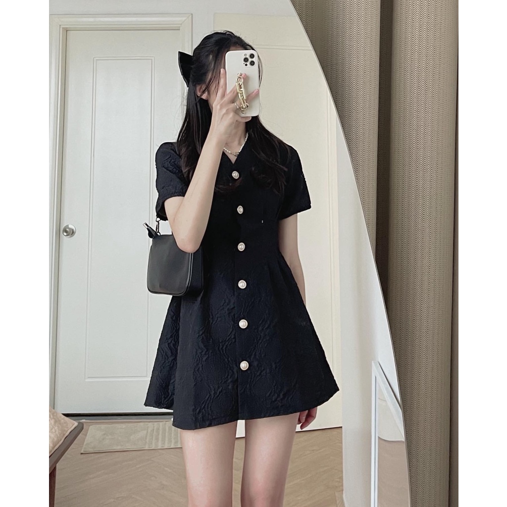 Đầm váy tiểu thư gấm xốp cách điệu hở lưng cúc ngọc phong cách Hàn Quốc Kozoda D40