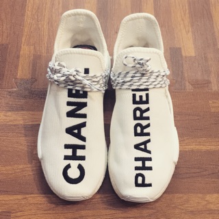 Giày human race