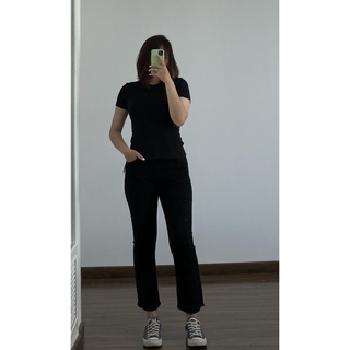 Jeans loe ngắn tua lai