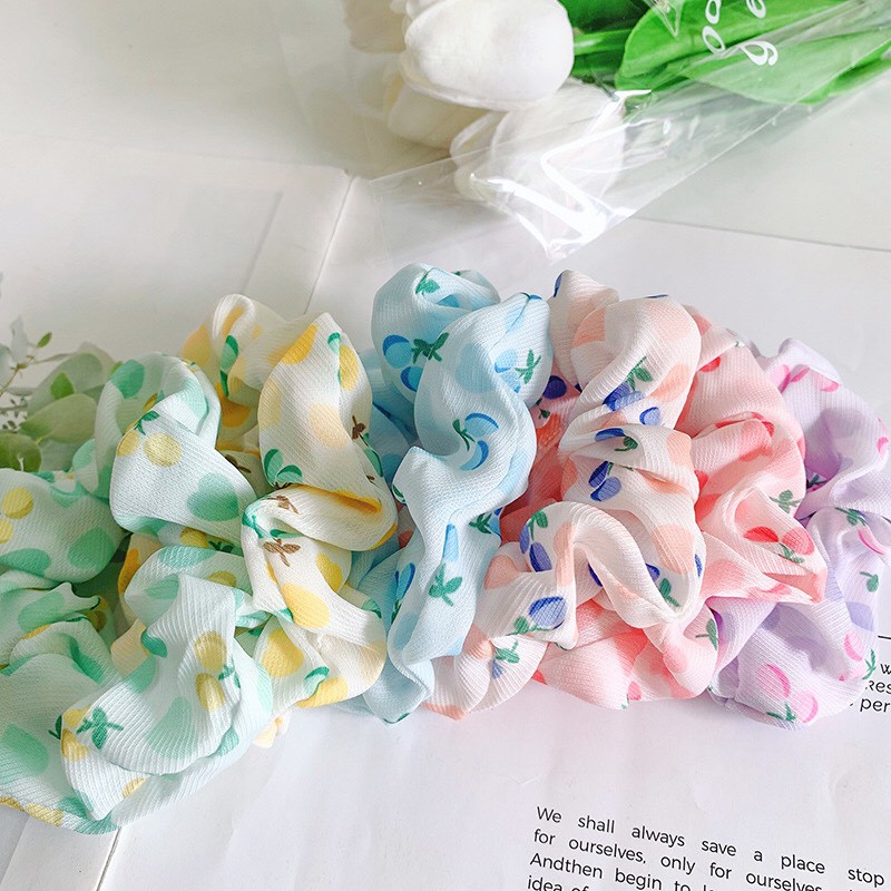 Dây buộc tóc vải scrunchies họa tiết trái cherry dày dặn, Buộc tóc vải đeo tay scrunchies xinh xắn