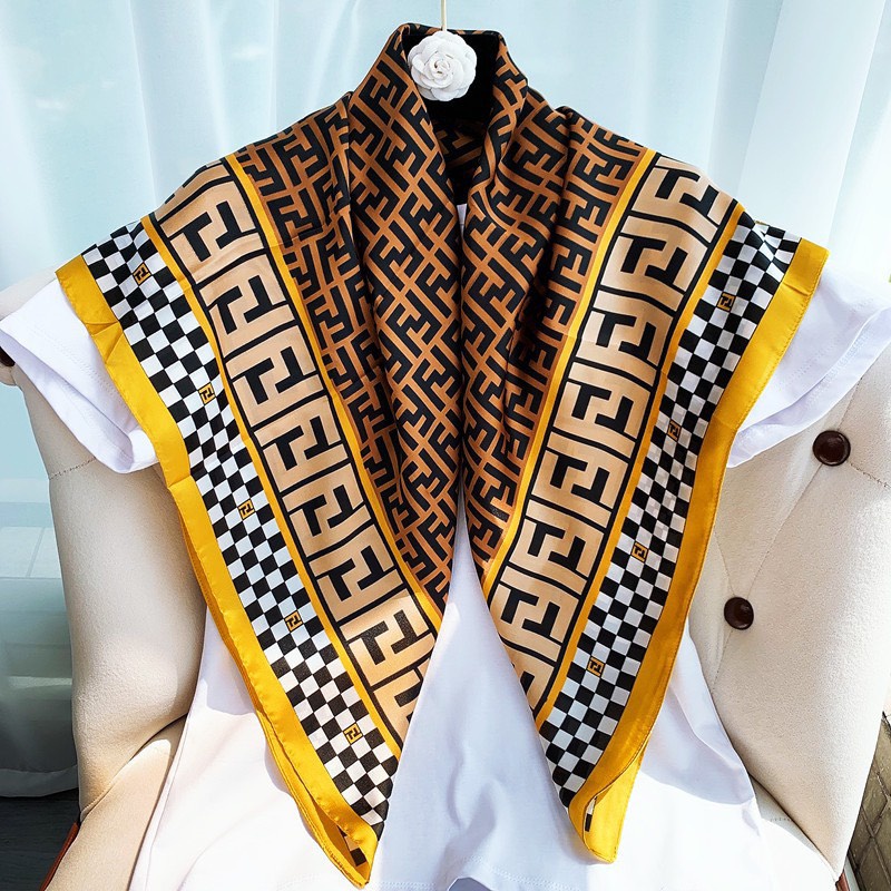 Khăn Lụa Fendi