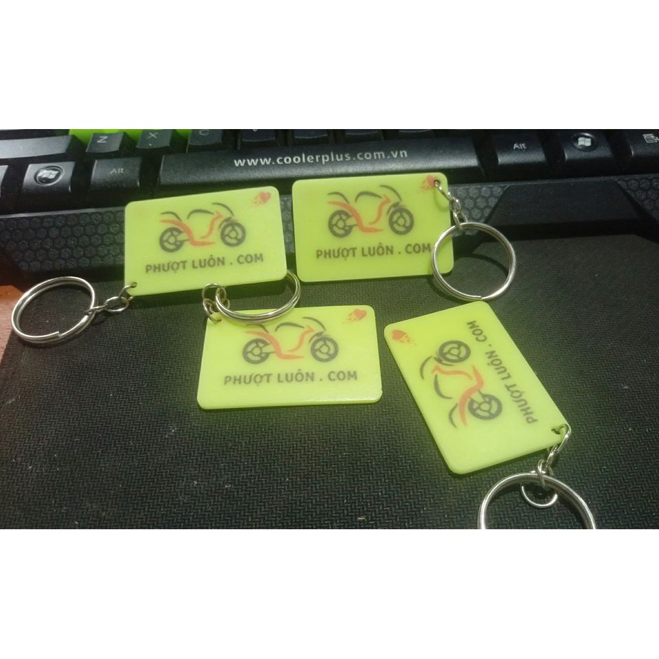 móc khóa mica , logo phượt luôn