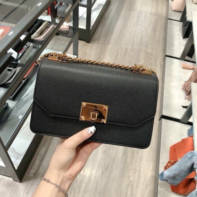 Túi charles keith auth