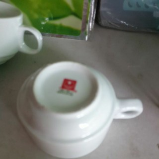 tách cafe sứ trắng 2 c(5-7cm)