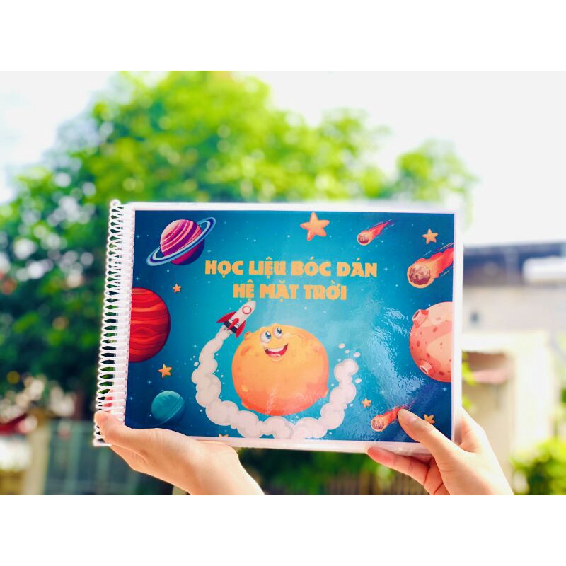 Học liệu bóc dán hệ mặt trời, các hành tinh cho bé