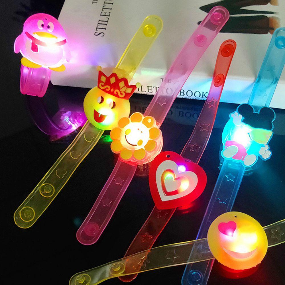 YIYU Đồng Hồ Đeo Tay Có Đèn LED Họa Tiết Hoạt Hình Bằng PVC Cho Bé