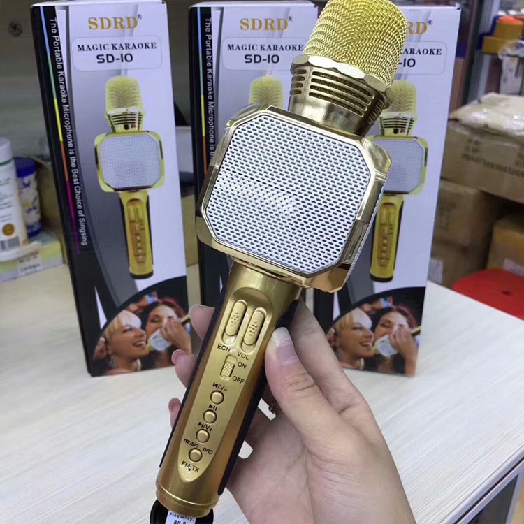 Mic hát Karaoke SD-10 cao cấp, âm hay bass trầm, có khe cắm thẻ nhớ và đài FM