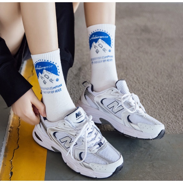 Vớ HÌNH NGƯỜI LỰC SĨ cao cổ phong cách thể thao, trẻ trung, năng động.