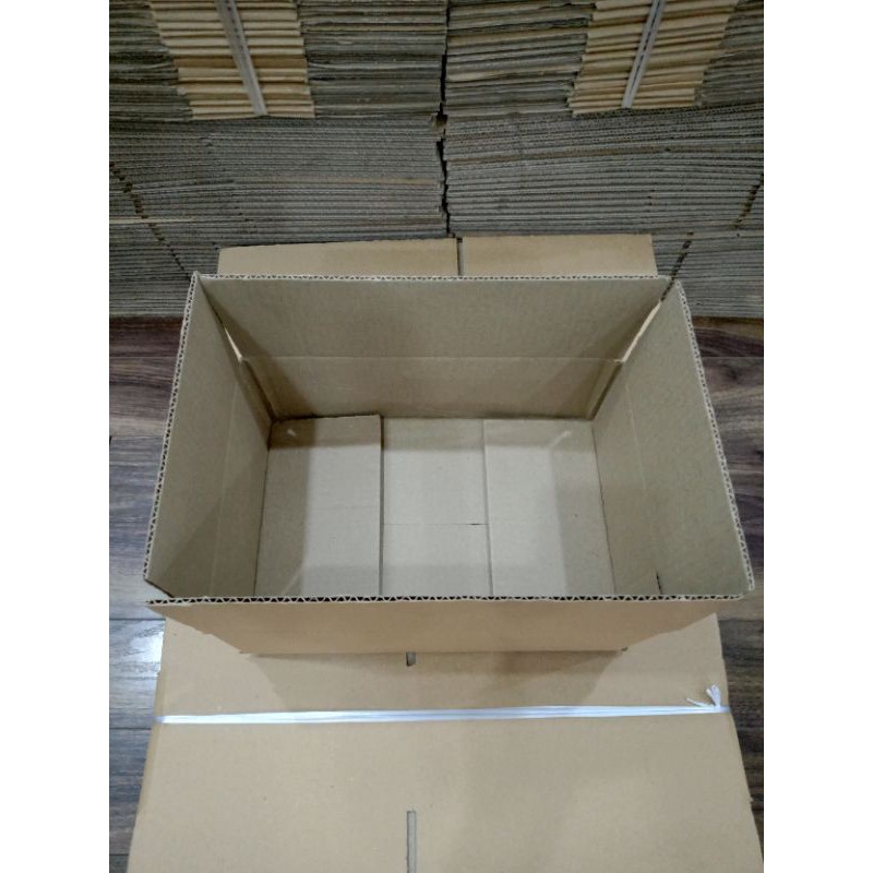 30x20x10 combo 40 hộp carton 3 lớp giá tại xưởng, mua buôn liên hệ