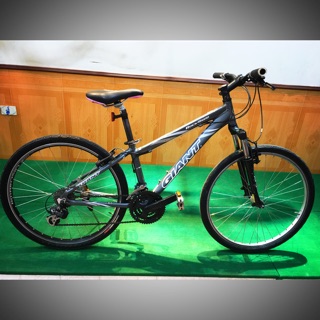 Giảm giá Xe đạp giant rock 4500 - BeeCost
