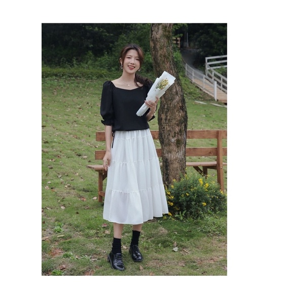 Chân váy 🦋 Vintage mềm mịn 2 lớp màu trắng và đen dáng dài midi nhẹ nhàng lịch sự trẻ trung