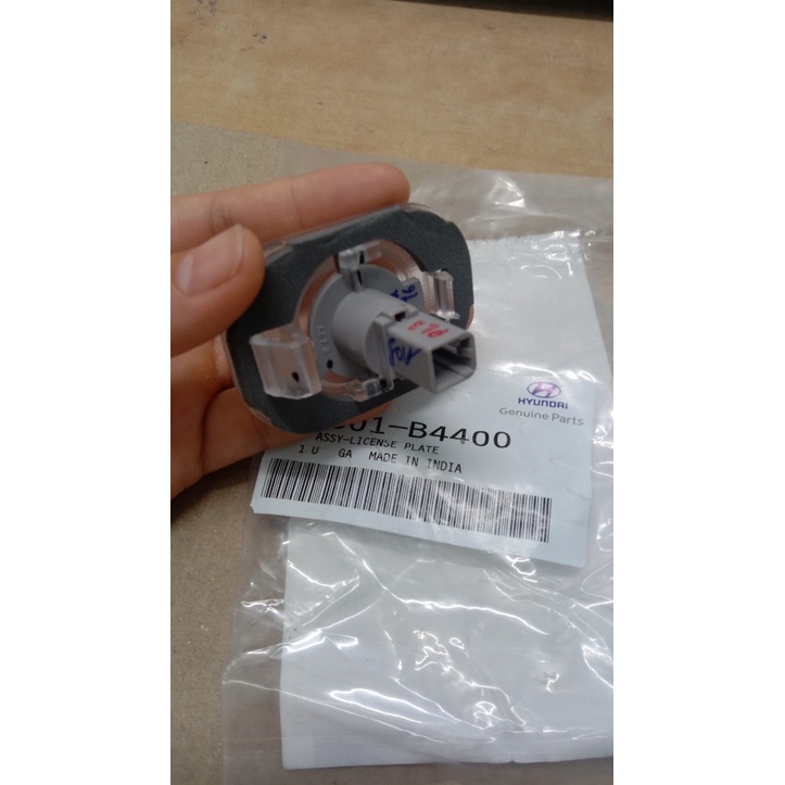 Đèn soi biển số i10 grand 92501B4400