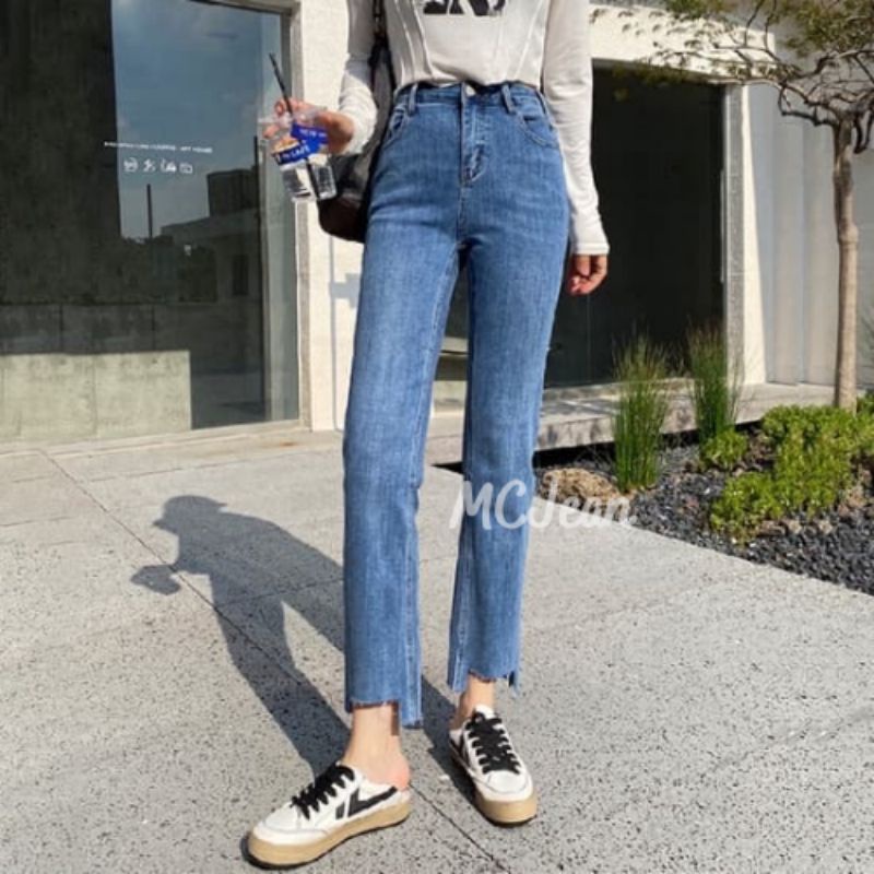Quần jean nữ xanh đậm nhạt cắt gấu hot hit 2022 | BigBuy360 - bigbuy360.vn