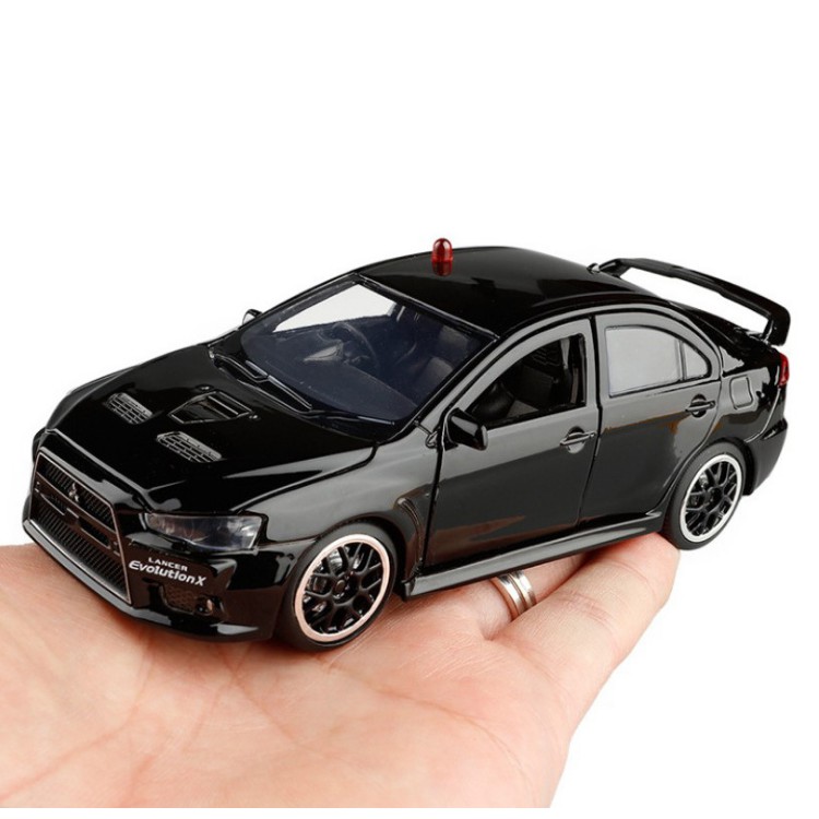 Xe mô hình ô tô Mitsubishi Lancer Evolution X tỉ lệ 1:32 xe mô hình làm bằng kim loại có đèn và âm thanh cảnh sát