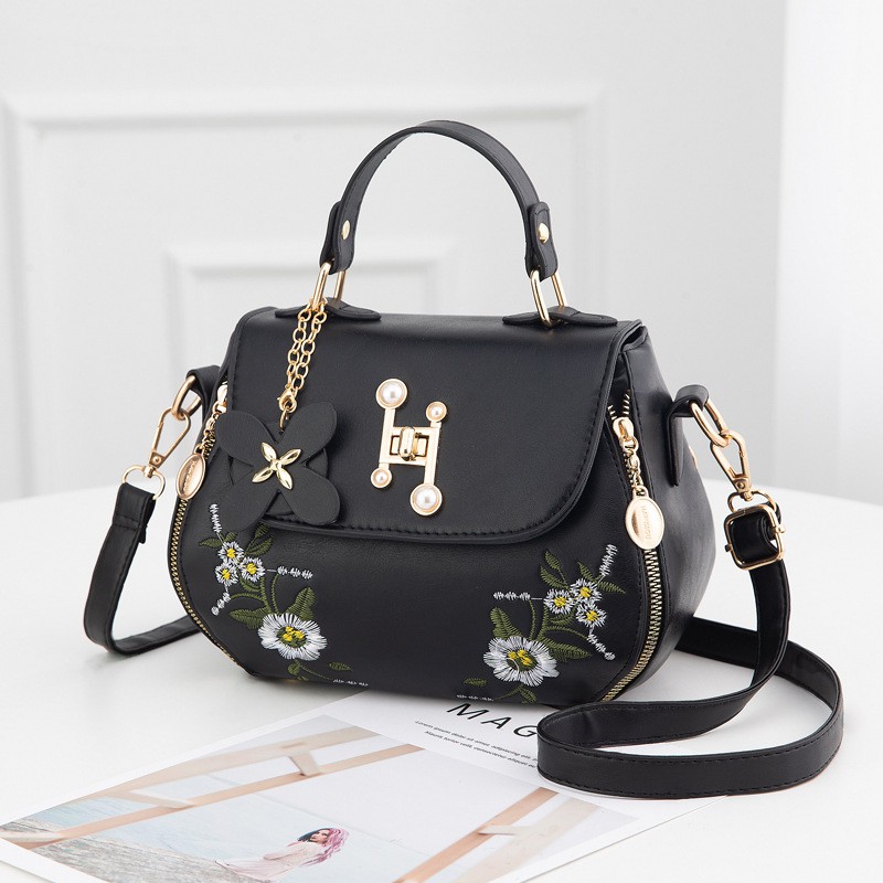 [Mã FASHIONGREEN264 giảm 10% tối đa 30k đơn từ 99k] TÚI XÁCH NỮ THỜI TRANG THÊU HOA KIỂU DÁNG TRẺ TRUNG HH 150