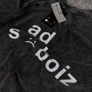 Áo thun SADBOIZ DUSTY SIGATURE TEE (mua 2 sản phẩm kèm tote)