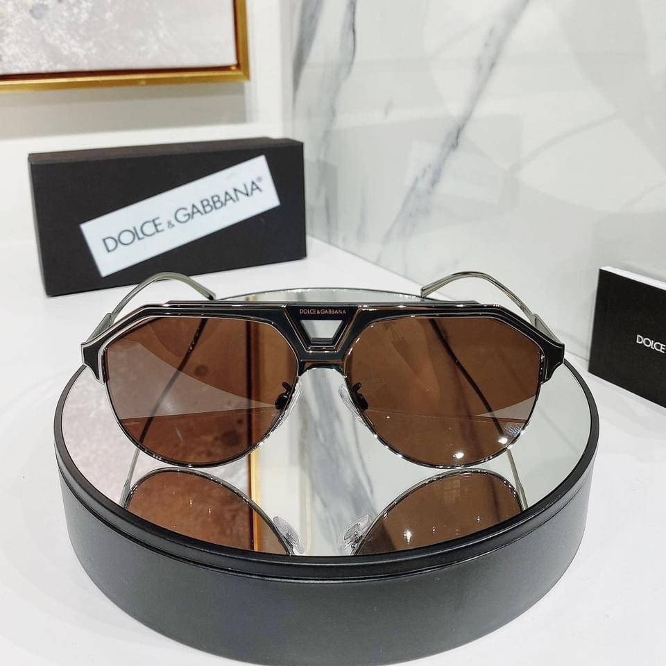 Kính mát chính hãng DOLCE & GABBANA mẫu new - màu cực đẹp - Lens 60/13/150