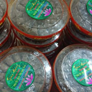 Combo: nụ Trầm Hương nguyên chất + 1 lư đốt trầm vui