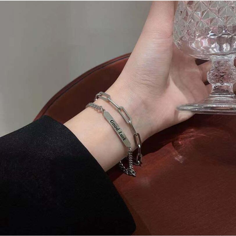 Vòng Đeo Tay Thiết Kế Thời Trang Cho Nam Và Nữ