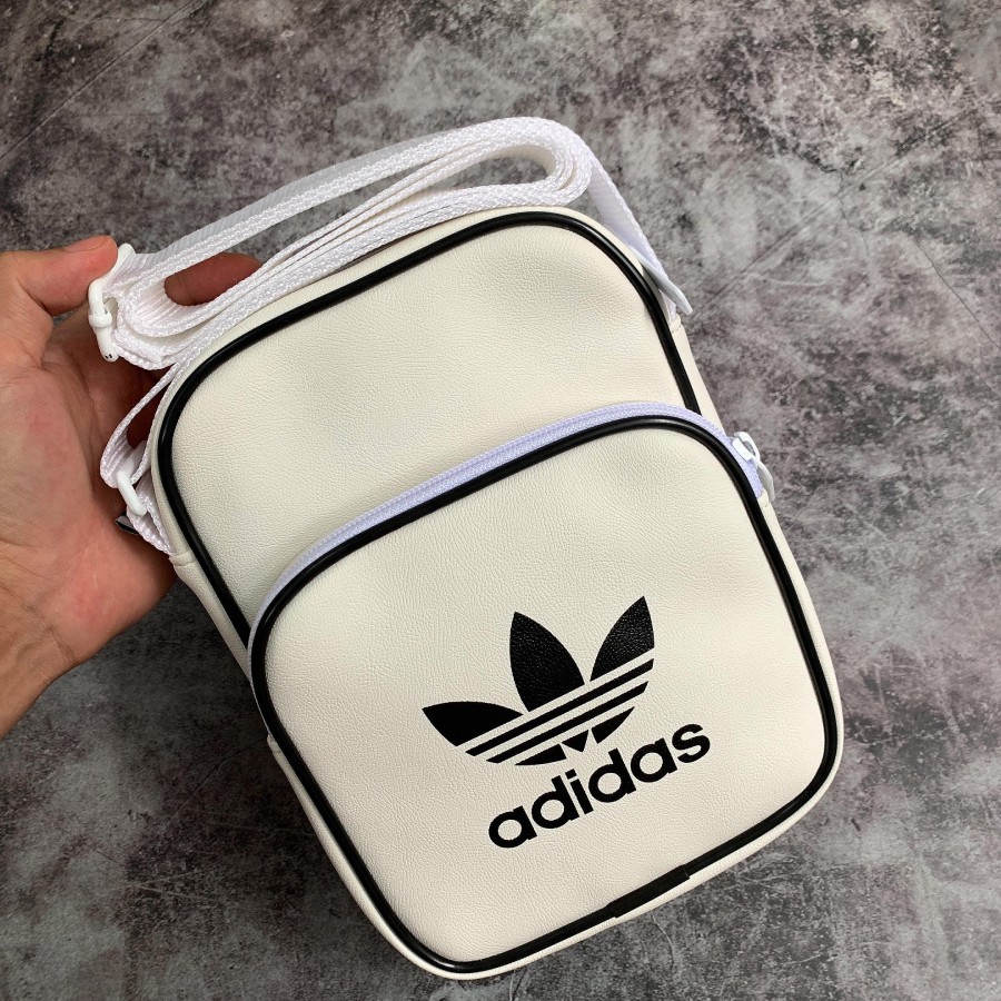 Túi Đeo Chéo Adidas Trắng Vintage Mini Bag Classic Full Tag Code