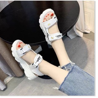 sandal hoa cúc cá tính đế 5p