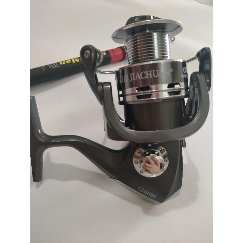 Combo cần Huntman 2 màu đỏ, vàng và máy câu