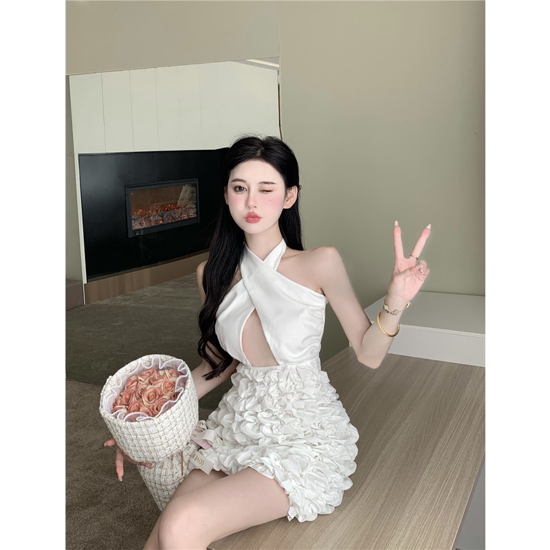 Đầm Sát Nách Ôm Hông Thiết Kế Cánh Hoa Rỗng Kiểu Âu Mỹ Thời Trang Mùa Thu 202