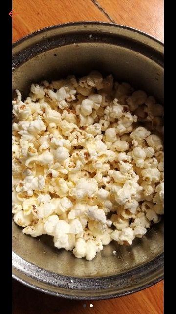 Ngô Mỹ làm bắp rang bơ