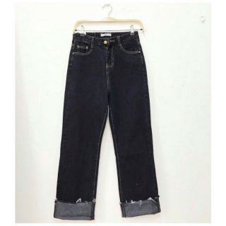 QUẦN JEANS ĐEN BASIC