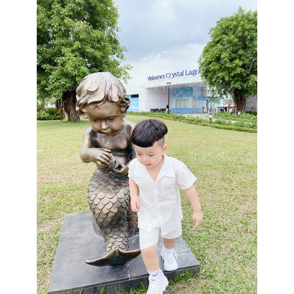 Áo sơ mi tay Trắng ngắn bé trai, cổ bẻ, CB Trắng chất đũi cao cấp.