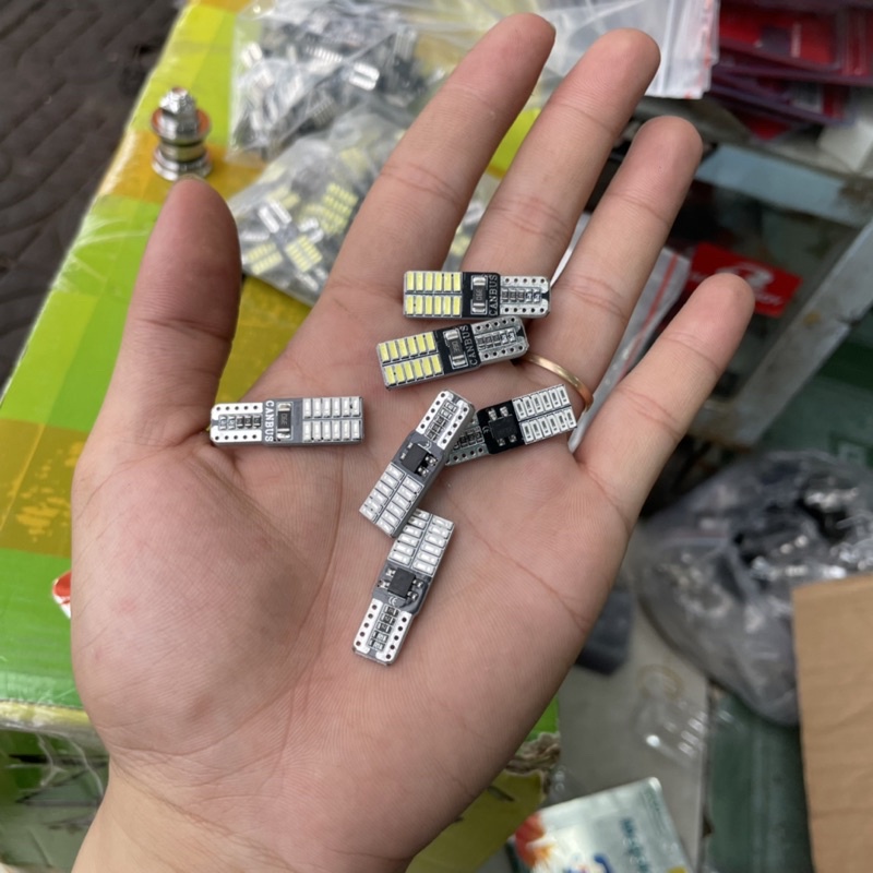 Bóng đèn Led Demi T10 Motoled Chính hãng Cặp 2 bóng