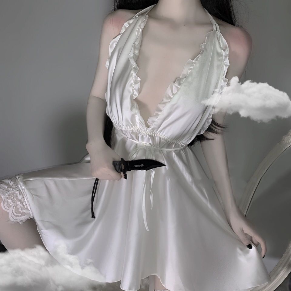 Đầm ngủ hai dây vải satin cổ chữ v phối ren quyến rũ cho nữ