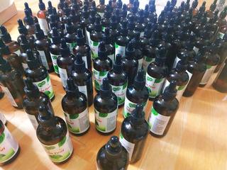 Nước lá trầu tươi Bà Mụ
