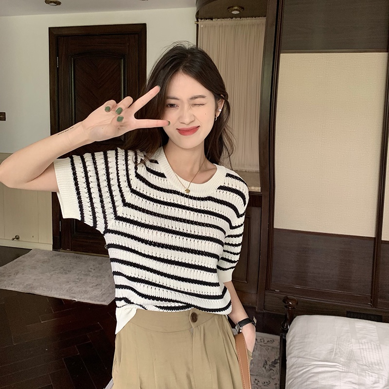 Áo Thun Dệt Kim Tay Ngắn Họa Tiết Kẻ Sọc Thời Trang Mùa Hè Hàn Quốc Hàng Mới 2022 Dành Cho Bạn Nữ