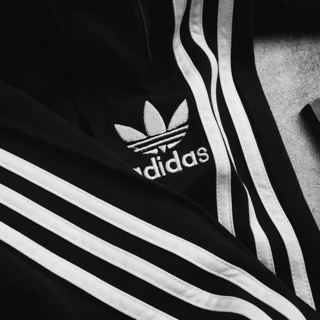 Quần óng suông adida