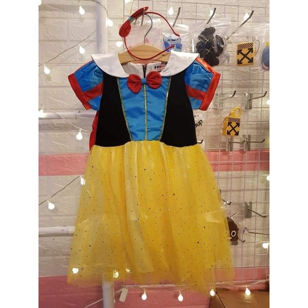 Váy công chúa cho bé