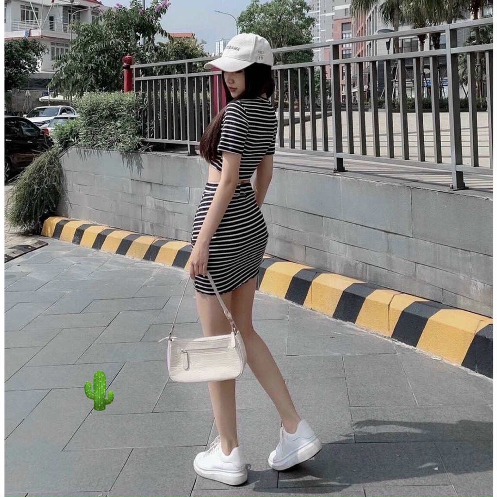 sét bộ váy gân sọc croptop phối chân váy ( có lót trong )