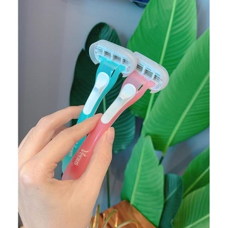 Dao cạo nữ Venus Glitte Sensitive plus 3 đầu lưỡi (1 cái)