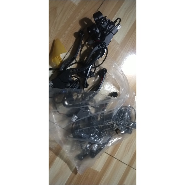 Tay phanh 3 lỗ xe điện giá 1 đôi