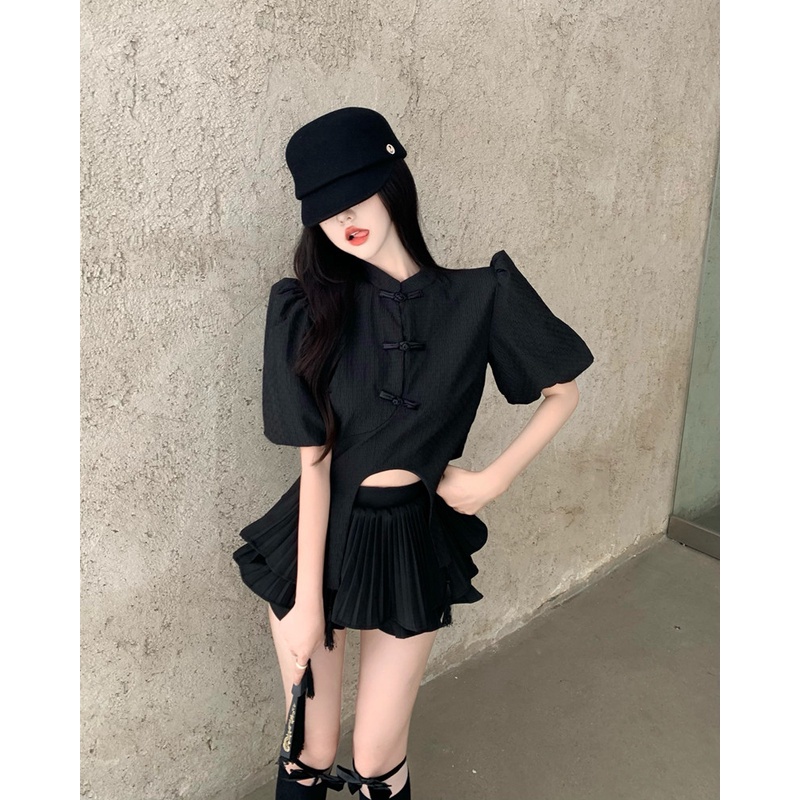 SẴN Áo croptop tay ngắn phồng đen dây dài phong cách trung hoa cài nút cổ đứng lọ quần giả váy xòe lưng cao xếp ly