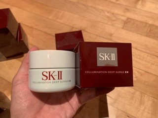 Kem dưỡng trắng da Skii Cellumination deep surge ex 50g