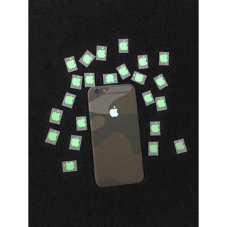 Logo Táo dạ quang phát sáng cho iPhone