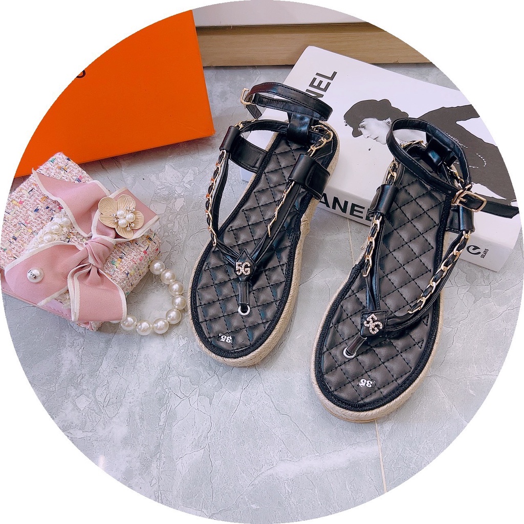 Dép sandal đế bánh mì Hiền Hồ quai mảnh xỏ ngón phối xích